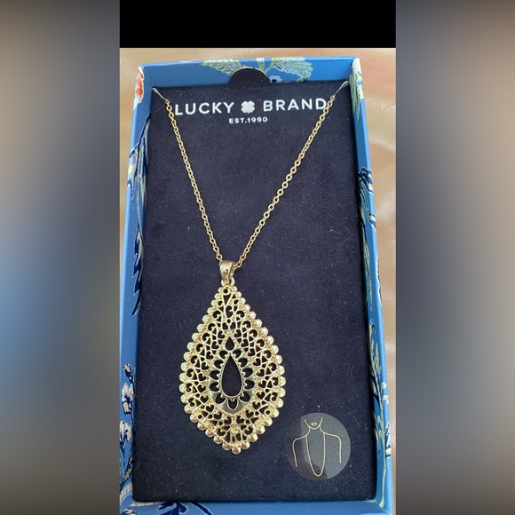 Lucky Brand 18" Chain Gold Filigree Teardrop Necklace New with Tag In Box - Picture 11 of 14